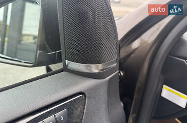 Позашляховик / Кросовер Mercedes-Benz M-Class 2012 в 