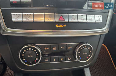 Позашляховик / Кросовер Mercedes-Benz M-Class 2012 в 