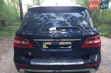 Позашляховик / Кросовер Mercedes-Benz M-Class 2015 в  фото 4 Позашляховик / Кросовер Mercedes-Benz M-Class 2015 в