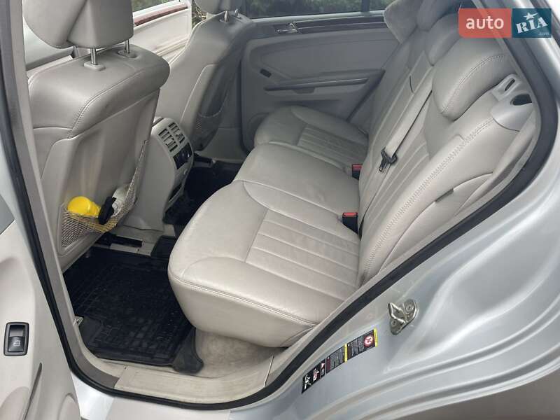 Внедорожник / Кроссовер Mercedes-Benz M-Class 2005 в Киеве фото 14 Внедорожник / Кроссовер Mercedes-Benz M-Class 2005 в Киеве