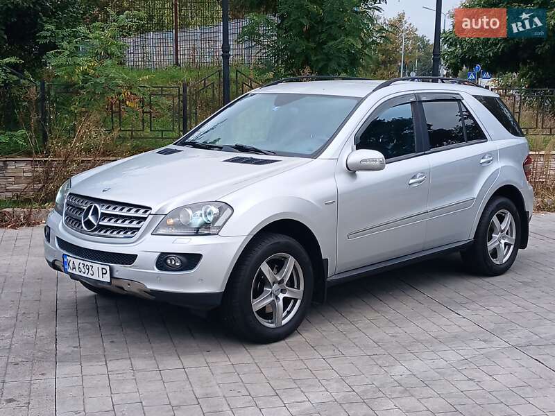 Позашляховик / Кросовер Mercedes-Benz M-Class 2008 в Києві