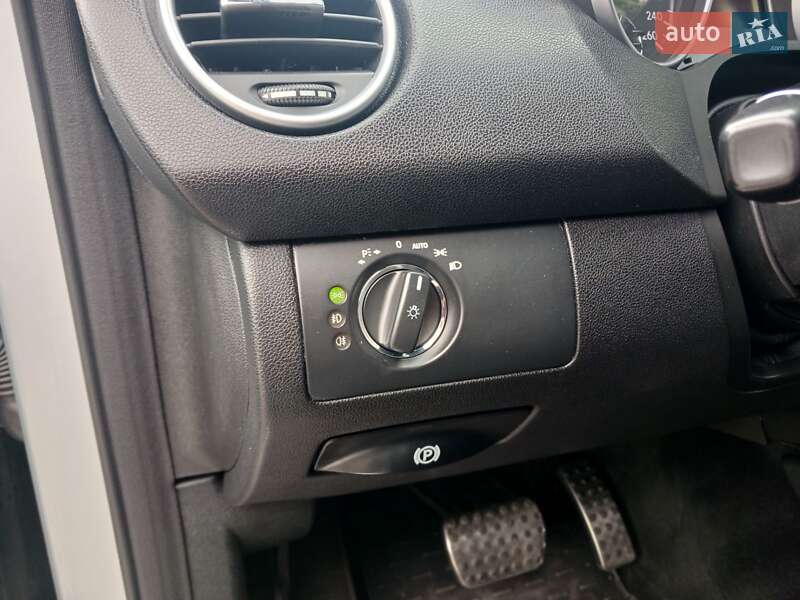 Позашляховик / Кросовер Mercedes-Benz M-Class 2008 в Києві