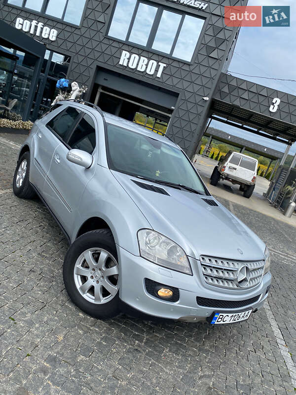 Позашляховик / Кросовер Mercedes-Benz M-Class 2008 в Тячеві