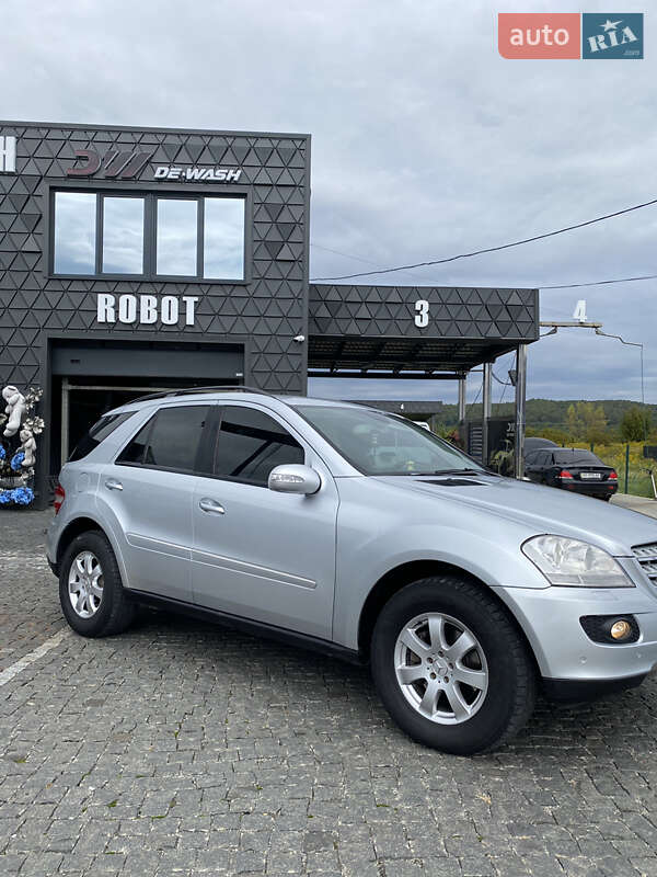 Позашляховик / Кросовер Mercedes-Benz M-Class 2008 в Тячеві