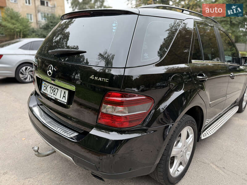 Внедорожник / Кроссовер Mercedes-Benz M-Class 2007 в Ровно