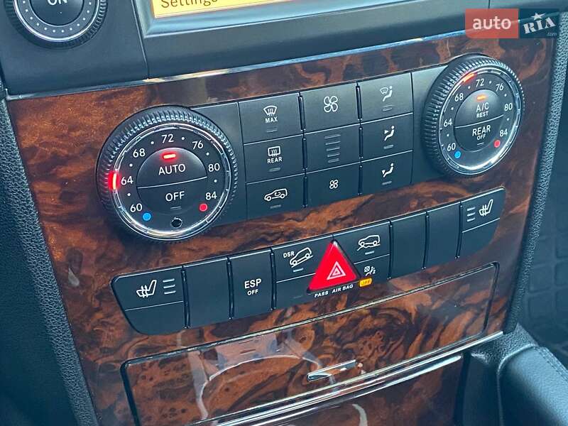 Внедорожник / Кроссовер Mercedes-Benz M-Class 2011 в Киеве