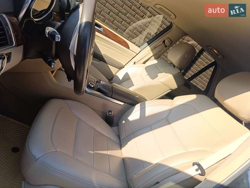 Внедорожник / Кроссовер Mercedes-Benz M-Class 2013 в Львове
