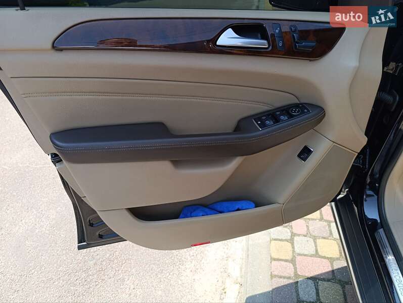 Внедорожник / Кроссовер Mercedes-Benz M-Class 2013 в Львове