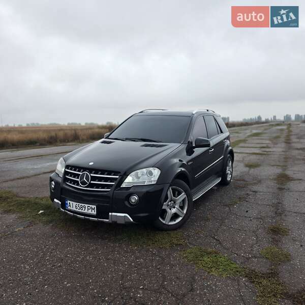 Mercedes-Benz M-Class 2010