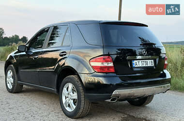 Внедорожник / Кроссовер Mercedes-Benz M-Class 2006 в Ивано-Франковске