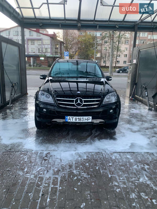 Внедорожник / Кроссовер Mercedes-Benz M-Class 2007 в Киеве