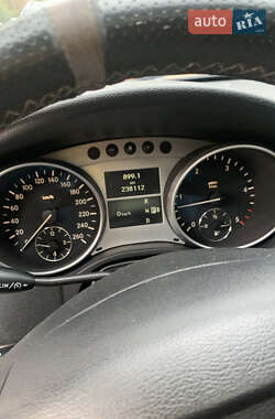 Внедорожник / Кроссовер Mercedes-Benz M-Class 2007 в 