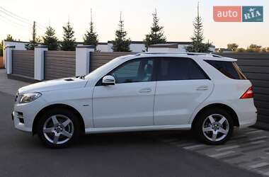 Внедорожник / Кроссовер Mercedes-Benz M-Class 2012 в 