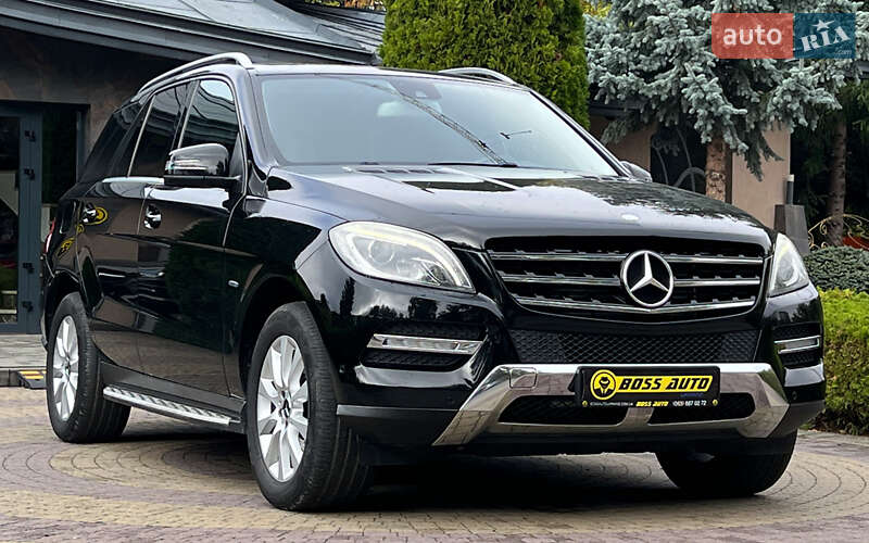 Внедорожник / Кроссовер Mercedes-Benz M-Class 2012 в 