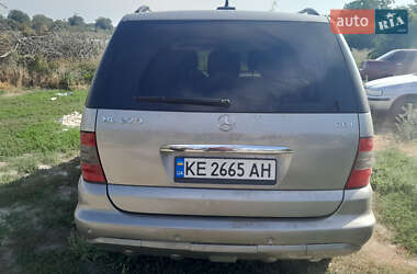 Внедорожник / Кроссовер Mercedes-Benz M-Class 2005 в 