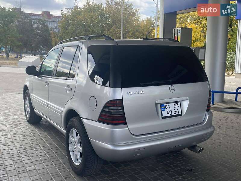 Позашляховик / Кросовер Mercedes-Benz M-Class 2000 в Миколаєві