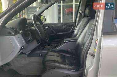 Внедорожник / Кроссовер Mercedes-Benz M-Class 2000 в 