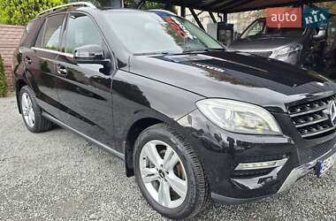 Внедорожник / Кроссовер Mercedes-Benz M-Class 2013 в Львове