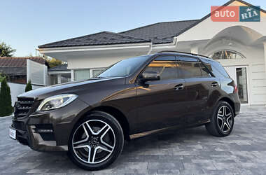 Внедорожник / Кроссовер Mercedes-Benz M-Class 2011 в 