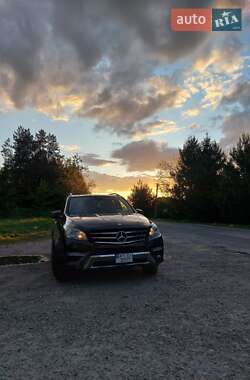Внедорожник / Кроссовер Mercedes-Benz M-Class 2012 в 