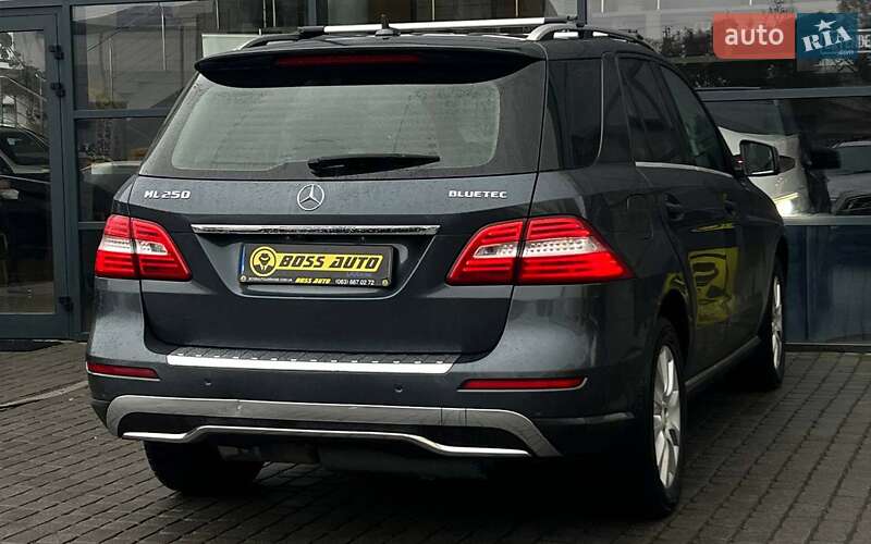 Внедорожник / Кроссовер Mercedes-Benz M-Class 2013 в Ивано-Франковске