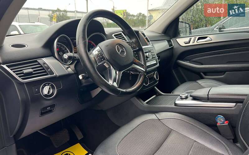 Внедорожник / Кроссовер Mercedes-Benz M-Class 2013 в Ивано-Франковске