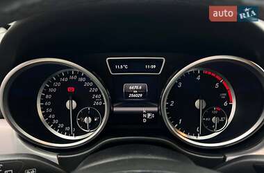 Позашляховик / Кросовер Mercedes-Benz M-Class 2013 в 
