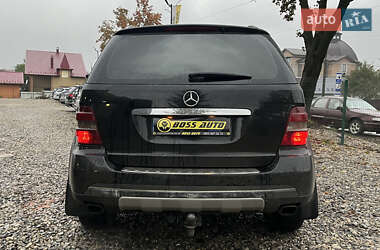 Внедорожник / Кроссовер Mercedes-Benz M-Class 2005 в 