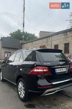 Внедорожник / Кроссовер Mercedes-Benz M-Class 2015 в 