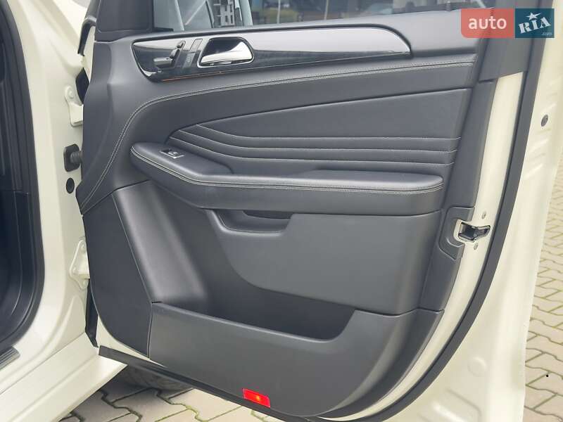 Внедорожник / Кроссовер Mercedes-Benz M-Class 2012 в Ивано-Франковске