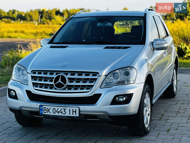 Позашляховик / Кросовер Mercedes-Benz M-Class 2008 в Здолбуніві