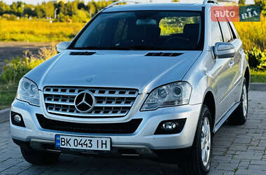 Внедорожник / Кроссовер Mercedes-Benz M-Class 2008 в 