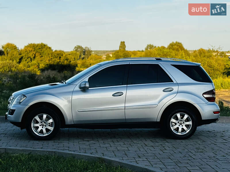 Позашляховик / Кросовер Mercedes-Benz M-Class 2008 в Здолбуніві