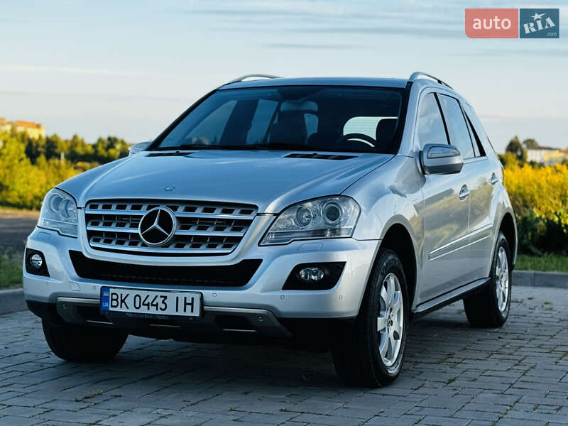 Позашляховик / Кросовер Mercedes-Benz M-Class 2008 в Здолбуніві