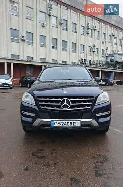 Внедорожник / Кроссовер Mercedes-Benz M-Class 2013 в 