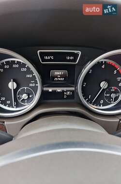 Внедорожник / Кроссовер Mercedes-Benz M-Class 2013 в 