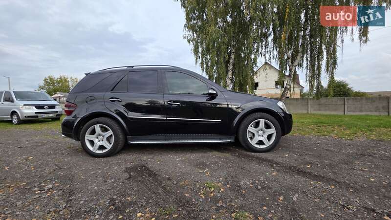 Внедорожник / Кроссовер Mercedes-Benz M-Class 2006 в Ровно