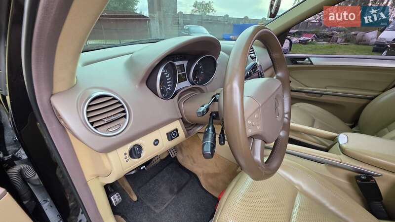 Внедорожник / Кроссовер Mercedes-Benz M-Class 2006 в Ровно