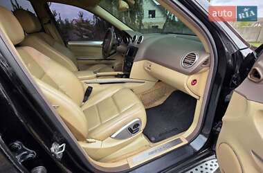 Внедорожник / Кроссовер Mercedes-Benz M-Class 2006 в 