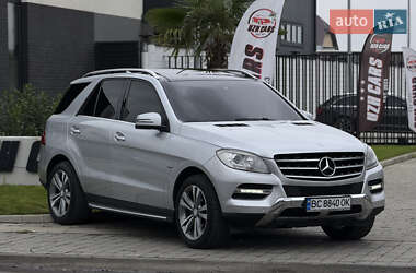 Позашляховик / Кросовер Mercedes-Benz M-Class 2011 в 