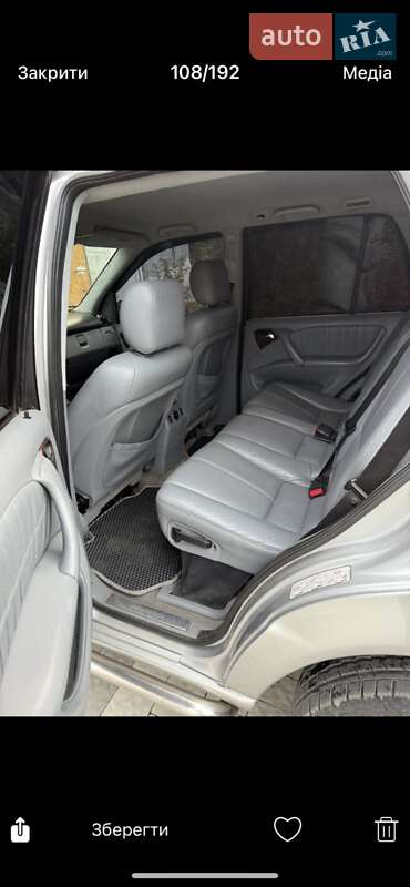 Внедорожник / Кроссовер Mercedes-Benz M-Class 2002 в Городке