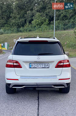 Внедорожник / Кроссовер Mercedes-Benz M-Class 2012 в 
