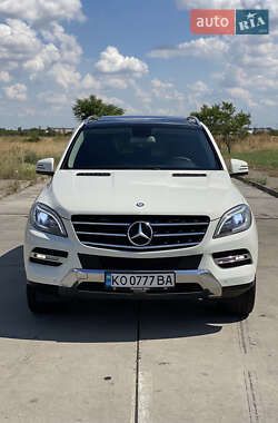 Внедорожник / Кроссовер Mercedes-Benz M-Class 2012 в 