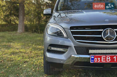 Позашляховик / Кросовер Mercedes-Benz M-Class 2012 в 