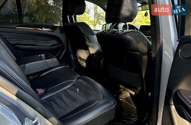 Позашляховик / Кросовер Mercedes-Benz M-Class 2012 в 
