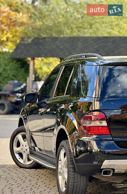 Внедорожник / Кроссовер Mercedes-Benz M-Class 2007 в 