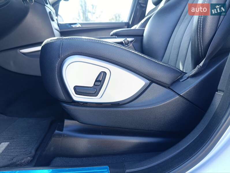 Позашляховик / Кросовер Mercedes-Benz M-Class 2005 в Чернівцях
