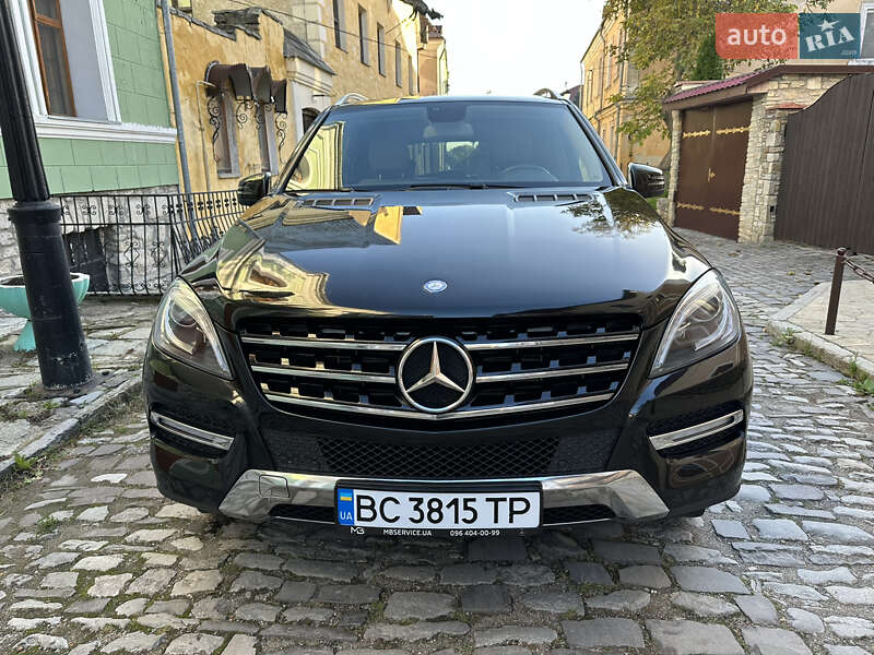 Позашляховик / Кросовер Mercedes-Benz M-Class 2012 в Кам'янець-Подільському фото 3 Позашляховик / Кросовер Mercedes-Benz M-Class 2012 в Кам'янець-Подільському