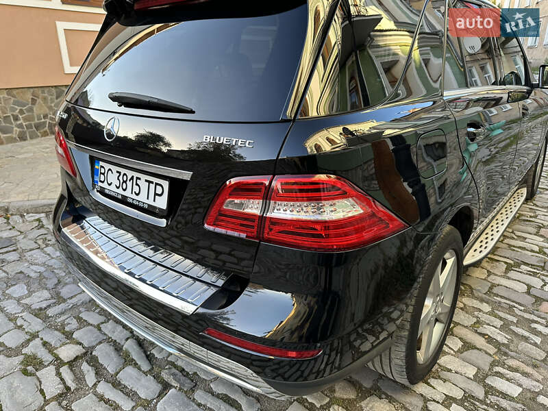 Позашляховик / Кросовер Mercedes-Benz M-Class 2012 в Кам'янець-Подільському фото 20 Позашляховик / Кросовер Mercedes-Benz M-Class 2012 в Кам'янець-Подільському