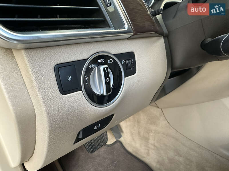 Позашляховик / Кросовер Mercedes-Benz M-Class 2012 в Кам'янець-Подільському фото 31 Позашляховик / Кросовер Mercedes-Benz M-Class 2012 в Кам'янець-Подільському